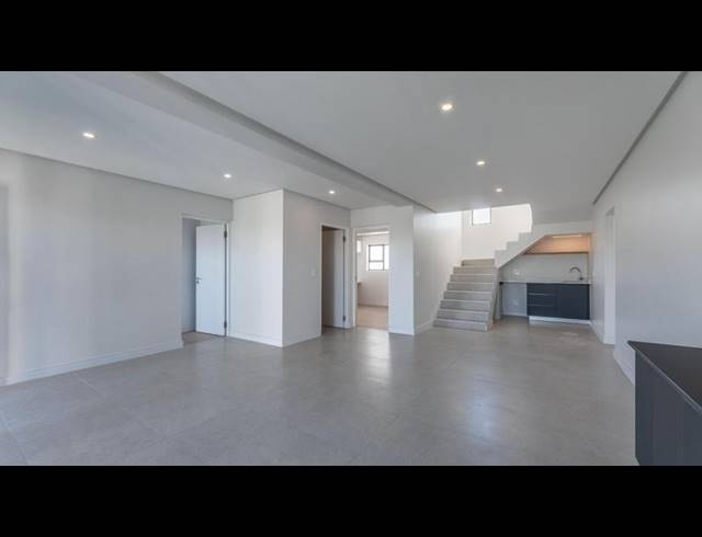 4 BEDROOM TOWNHOUSE FOR SALE IN MELKBOSSTRAND